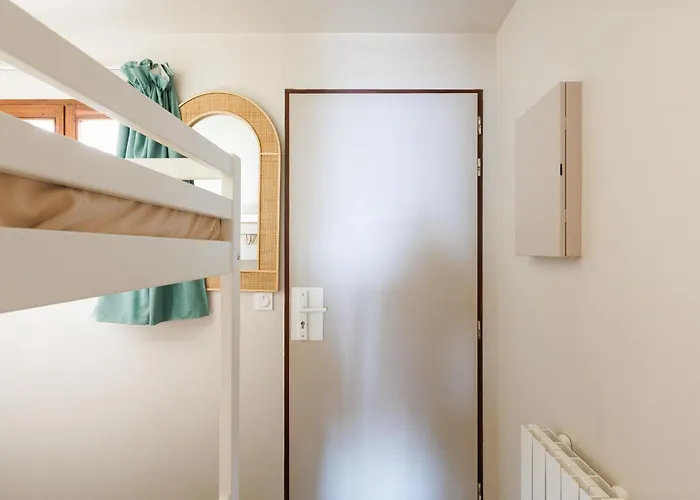 Vue - Piscine - Tennis - Clim Cannes