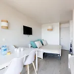 Apartment Vue - Piscine - Tennis - Clim
