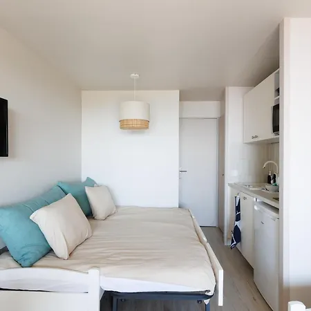 Apartment Vue - Piscine - Tennis - Clim *